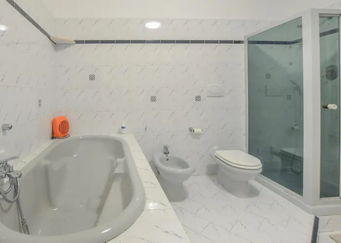 דירה 2 Bedroom Stunning In