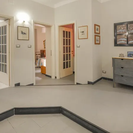 2 Bedroom Gorgeous In