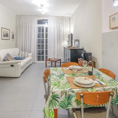 2 Bedroom Gorgeous In