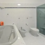 Apartamento 2 Bedroom Stunning In
